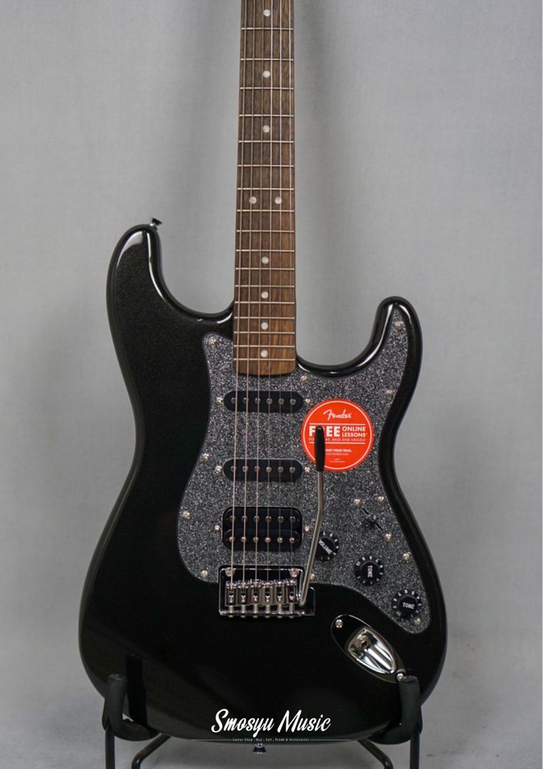 Squier FSR Affinity Series Stratocaster HSS Laurel FB Metallic Black