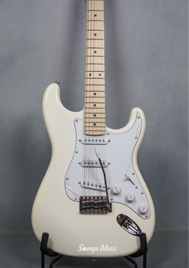 Aria Pro II STG-003/M WH White