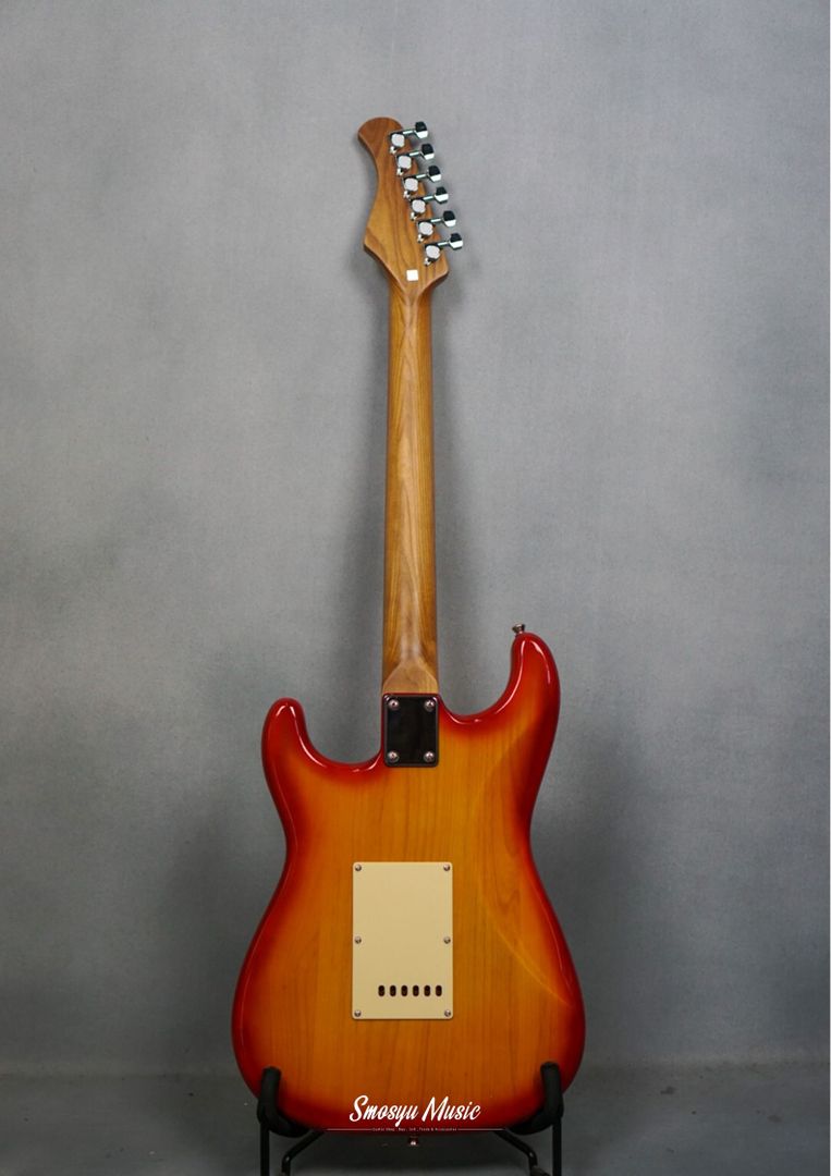 Bacchus Universe BST 2RSM/R Cherry Sunburst